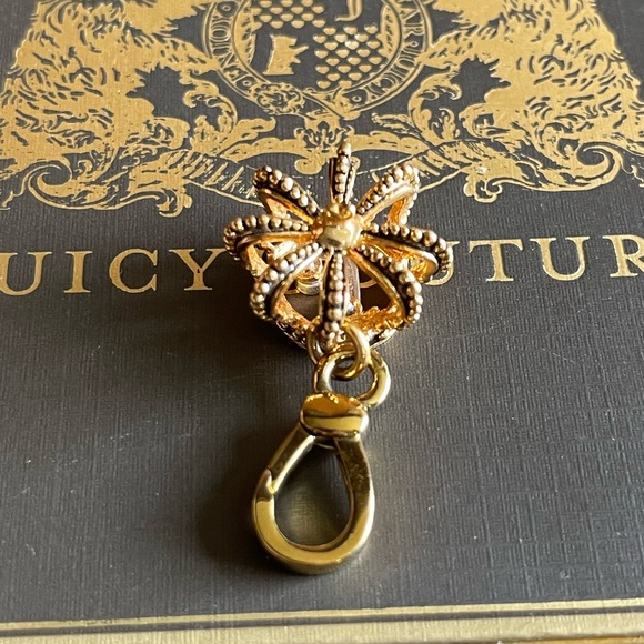 AUTHENTIC JUICY COUTURE RARE GOLD CROWN DOME CHARM BRACELET - Picture 3 of 7